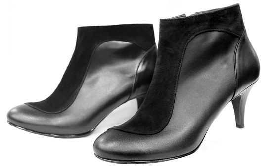 How To Find Genuine Women Shoes Wholesale Distributors