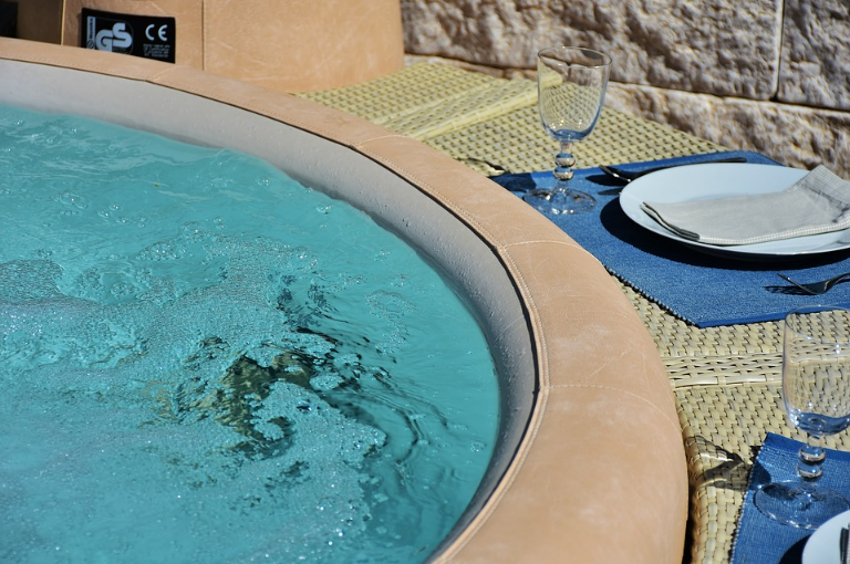 Tips When Purchasing a Hot Tub